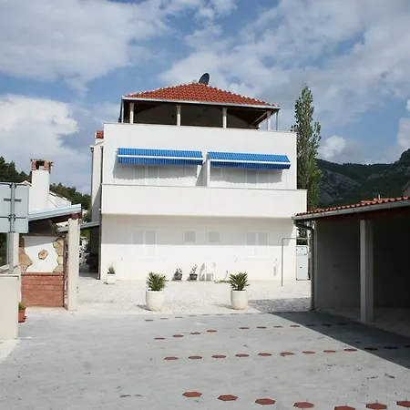 Double 3164b Guest house